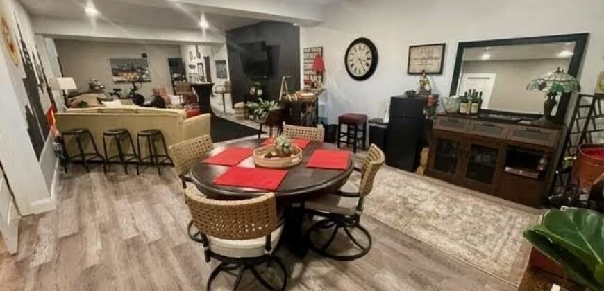 7430 Chambers Court, Kansas City, MO 64152
