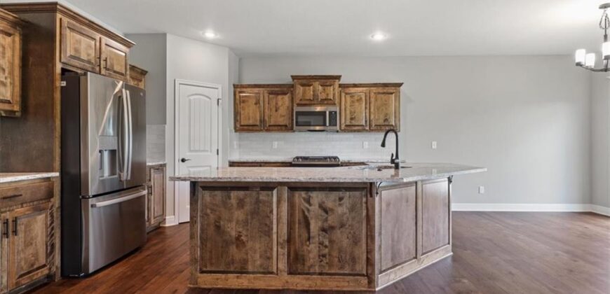10308 N Corrington Avenue, Kansas City, MO 64156
