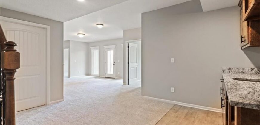 10308 N Corrington Avenue, Kansas City, MO 64156