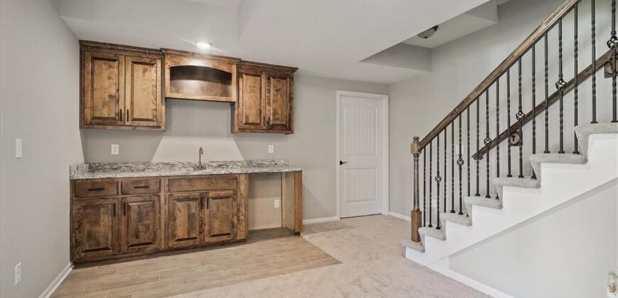 10308 N Corrington Avenue, Kansas City, MO 64156