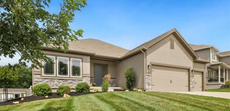 10308 N Corrington Avenue, Kansas City, MO 64156