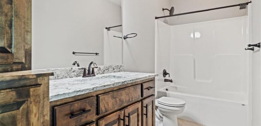 10308 N Corrington Avenue, Kansas City, MO 64156