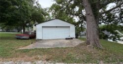 411 E 2nd Street, Dearborn, MO 64439