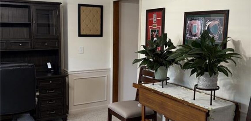 1619 NE 100 Court, Kansas City, MO 64155