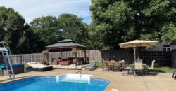1619 NE 100 Court, Kansas City, MO 64155