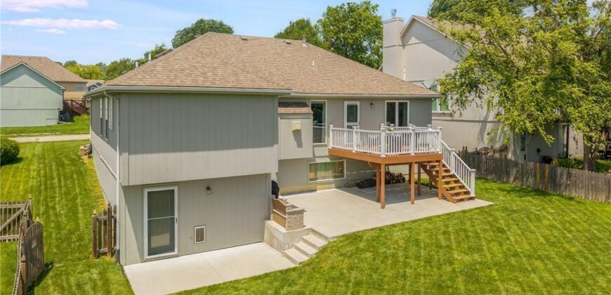 14609 N Derby Road, Smithville, MO 64089