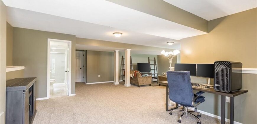 14609 N Derby Road, Smithville, MO 64089