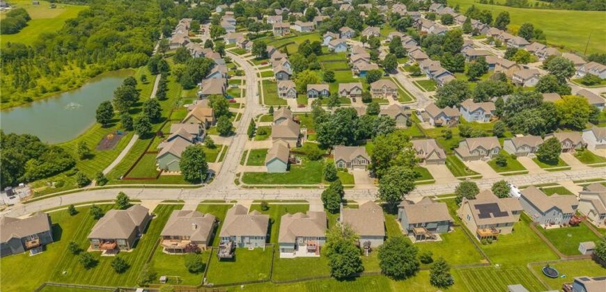 14609 N Derby Road, Smithville, MO 64089
