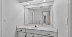 5502 Spinnaker Pointe N/A, Parkville, MO 64152