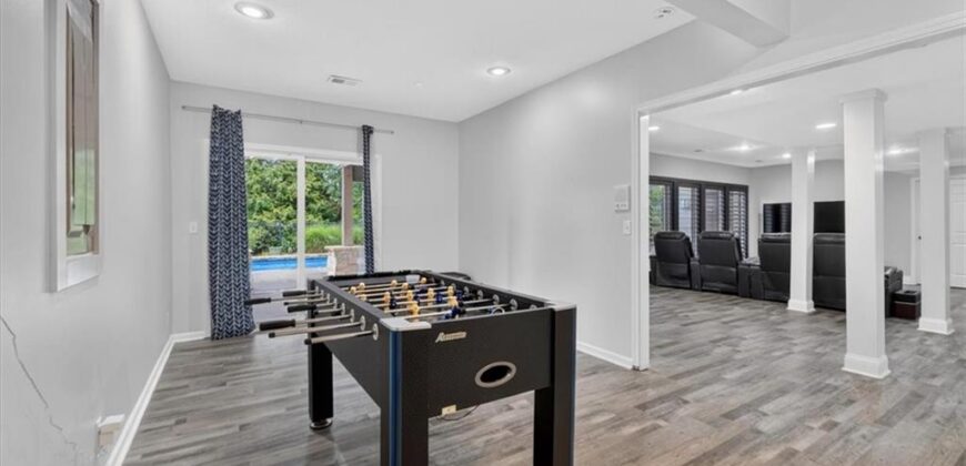 5502 Spinnaker Pointe N/A, Parkville, MO 64152