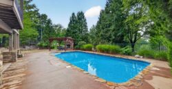 5502 Spinnaker Pointe N/A, Parkville, MO 64152