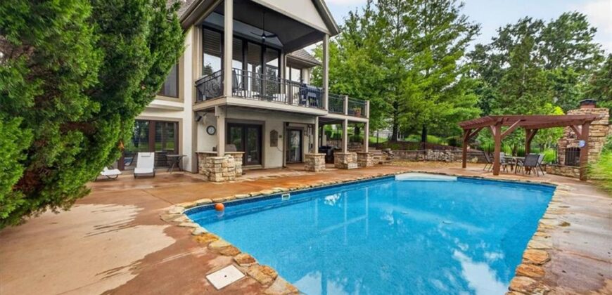5502 Spinnaker Pointe N/A, Parkville, MO 64152