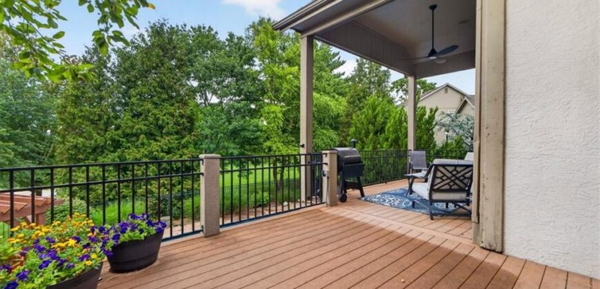 5502 Spinnaker Pointe N/A, Parkville, MO 64152
