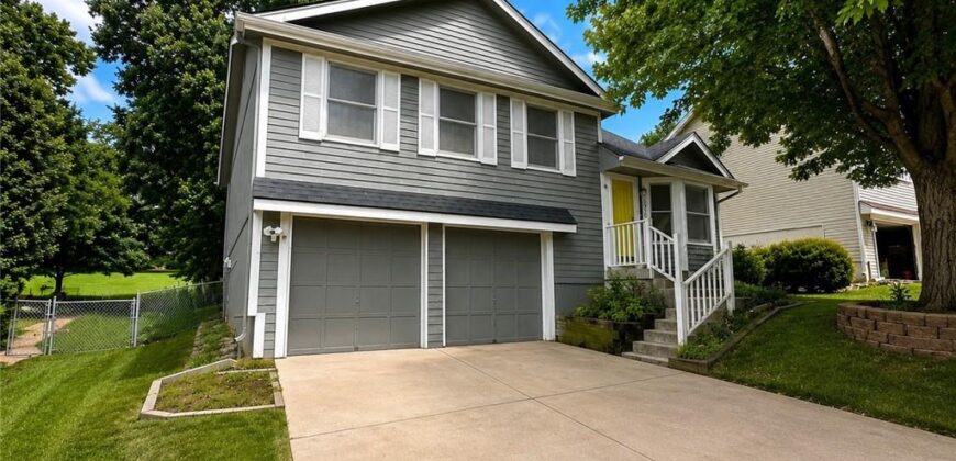 6215 N MERCIER Street, Kansas City, MO 64118