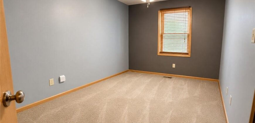 6215 N MERCIER Street, Kansas City, MO 64118
