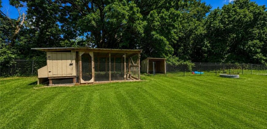 6215 N MERCIER Street, Kansas City, MO 64118