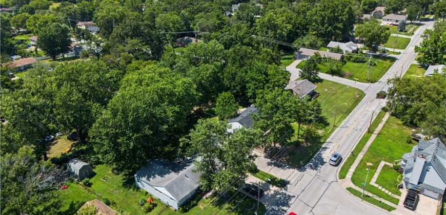 7940 N Broadway Street, Kansas City, MO 64118