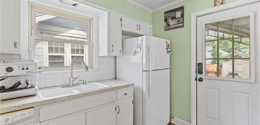 811 E 23rd Avenue, North Kansas City, MO 64116