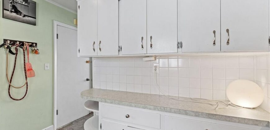 811 E 23rd Avenue, North Kansas City, MO 64116