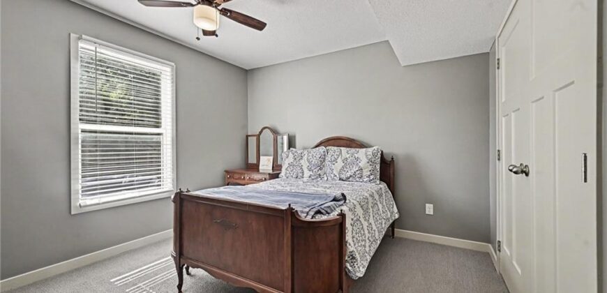 8427 N Kensington Avenue, Kansas City, MO 64156
