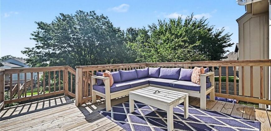 8427 N Kensington Avenue, Kansas City, MO 64156
