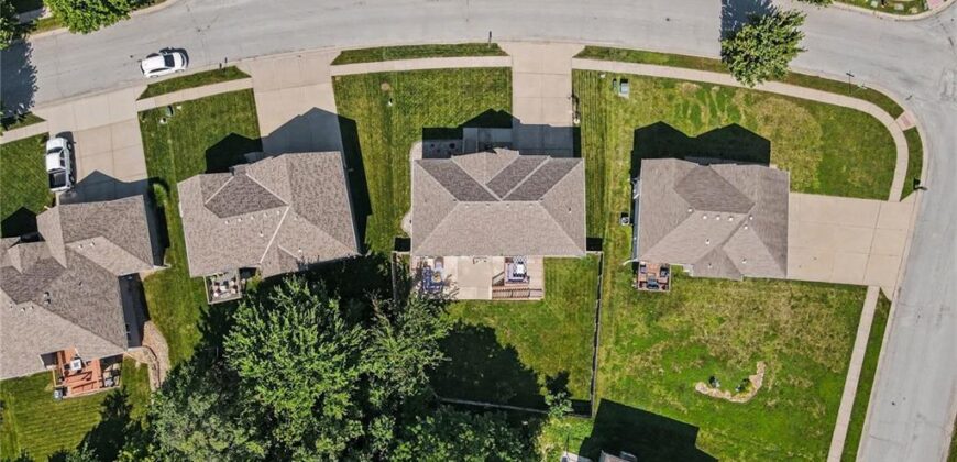 8427 N Kensington Avenue, Kansas City, MO 64156