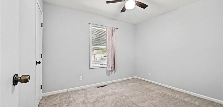 1720 Regency Drive, Kearney, MO 64060