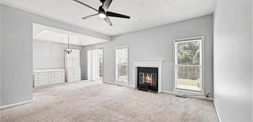 1720 Regency Drive, Kearney, MO 64060