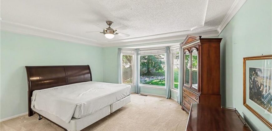 5710 N Spruce Avenue, Kansas City, MO 64119