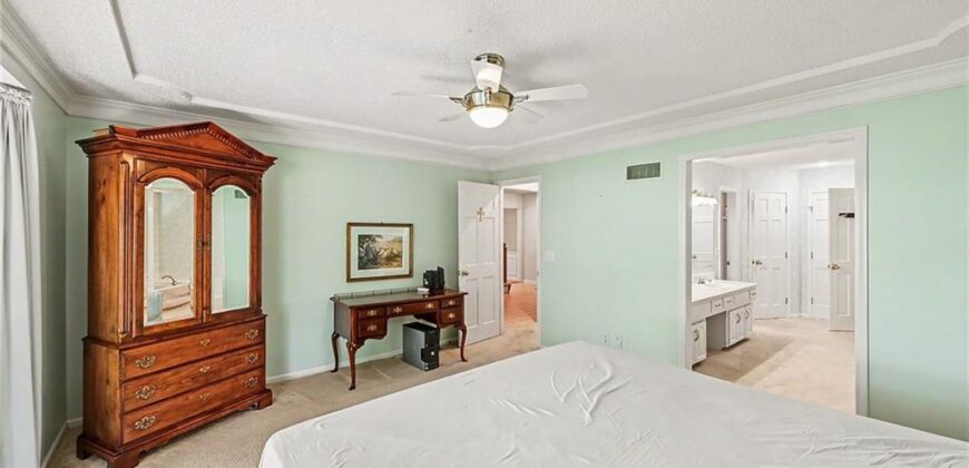 5710 N Spruce Avenue, Kansas City, MO 64119