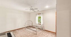 5710 N Spruce Avenue, Kansas City, MO 64119