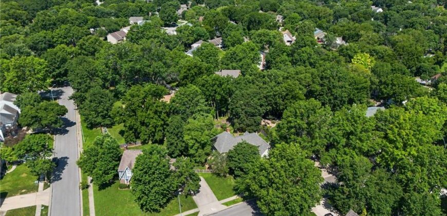 5710 N Spruce Avenue, Kansas City, MO 64119