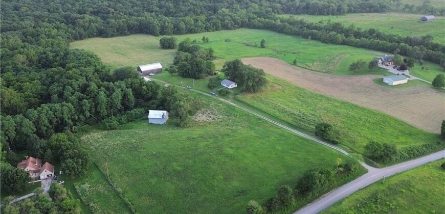 33135 Iatan Road, Weston, MO 64098