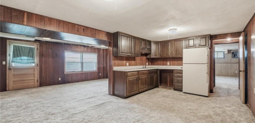 483 NE Meadowbrook Road, Kansas City, MO 64119