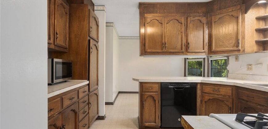 16008 NE 176th Street, Holt, MO 64048