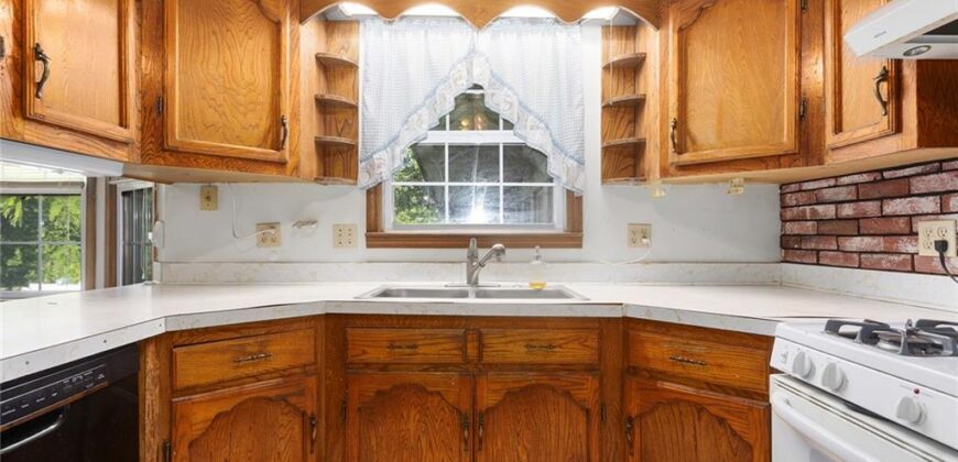 16008 NE 176th Street, Holt, MO 64048