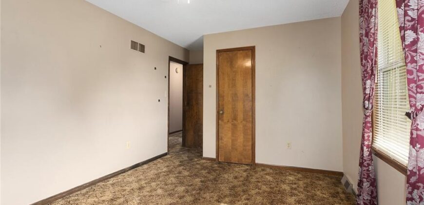 16008 NE 176th Street, Holt, MO 64048