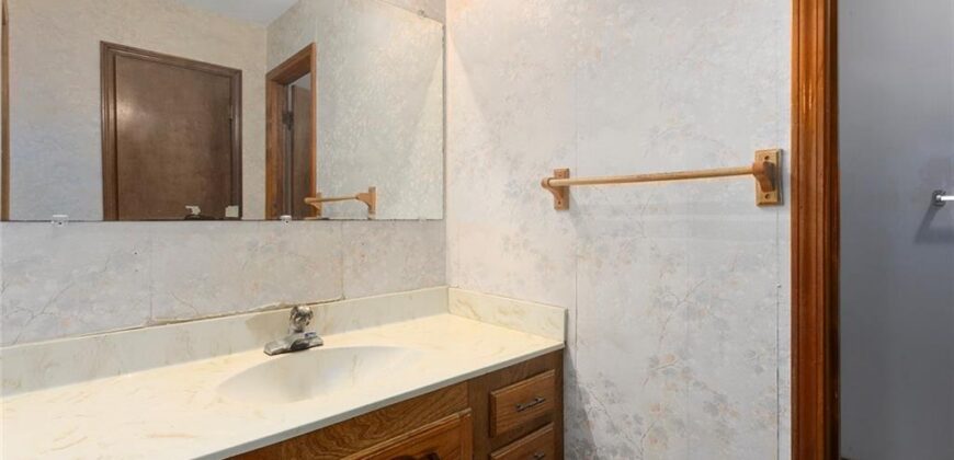 16008 NE 176th Street, Holt, MO 64048