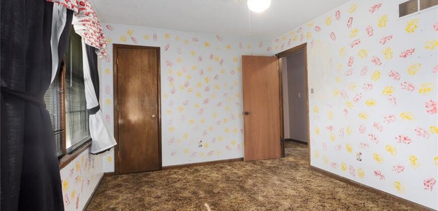 16008 NE 176th Street, Holt, MO 64048