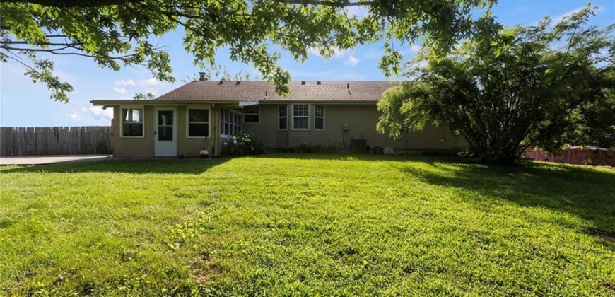 16008 NE 176th Street, Holt, MO 64048