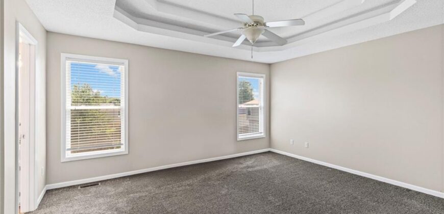 8505 N ARCOLA Avenue, Kansas City, MO 64153