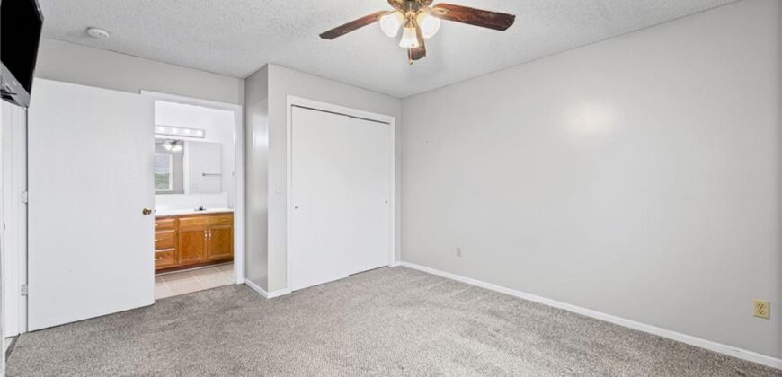 105 Basswood Court, Smithville, MO 64089