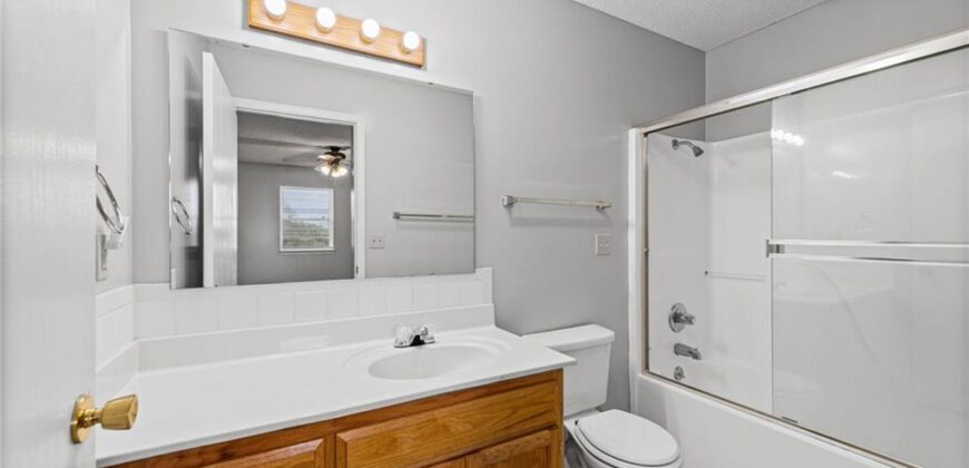 105 Basswood Court, Smithville, MO 64089
