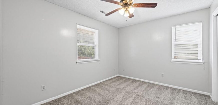 105 Basswood Court, Smithville, MO 64089