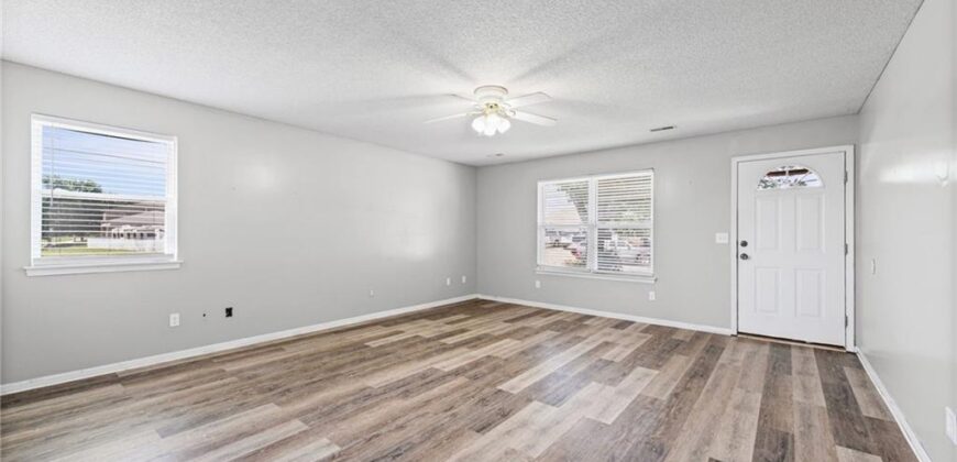 105 Basswood Court, Smithville, MO 64089