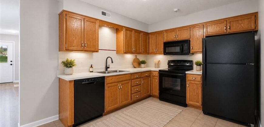 105 Basswood Court, Smithville, MO 64089