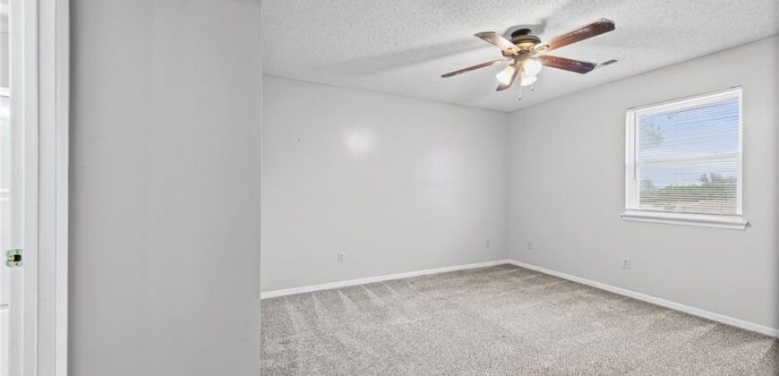 105 Basswood Court, Smithville, MO 64089