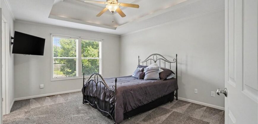 986 Wellington Way, Liberty, MO 64068