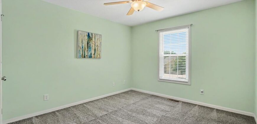 986 Wellington Way, Liberty, MO 64068
