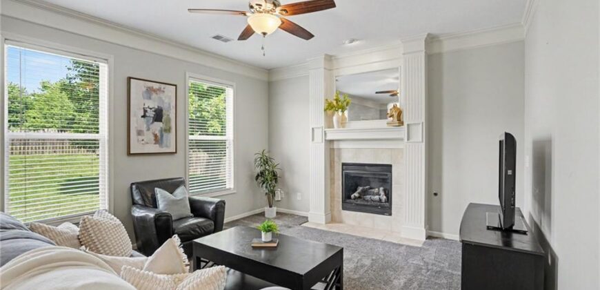 986 Wellington Way, Liberty, MO 64068